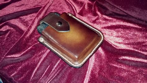 custom leather cell phone holster: Custom leather cell phone holster