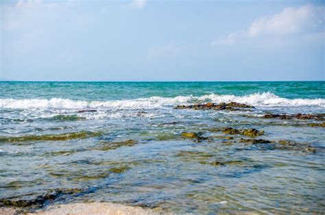 Ocean Waves Breaking on the Rocks on the Shore Stock Image - Image of ...