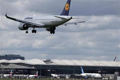 Lufthansa Prolonge La Suspension De Ses Vols Tel Aviv T H Ran Et