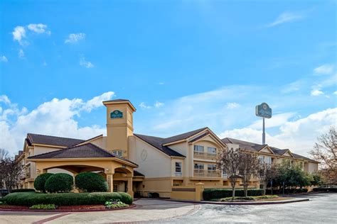 La Quinta Inn & Suites by Wyndham Macon | Macon, GA Hotels