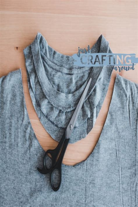 11 DIY T-Shirt Neckline Cutting Ideas - JustCraftingAround