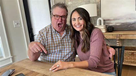 Eric Stonestreet Is Engaged To Lindsay Schweitzer Cnn