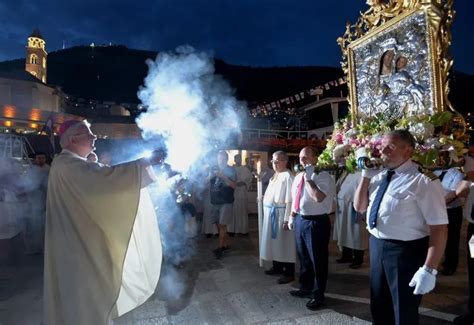 Dubrovnik Ve Ernja Procesija Povodom Blagdana Velike Gospe Net Hr