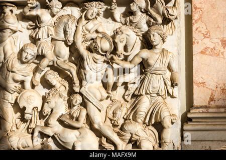 Sarcophagus With Amazons And Achilles With Penthesilea At Octagonal