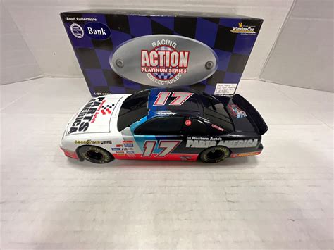 Action 1 24 Scale Darrell Waltrip 17 Parts America 1997 Monte Carlo