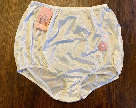 Vintage 60s 70s 4xl Lady Camille Nylon Granny Panties High Waisted Flower Appliqué Etsy