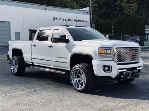 2016 Gmc Sierra 2500 Denali Duramax 4x4 Leveled New 33 Tires For Sale In Portland Or