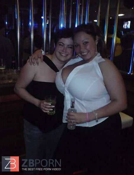 Huge Titted Amateurs Big Chested GFs Candids ZB Porn