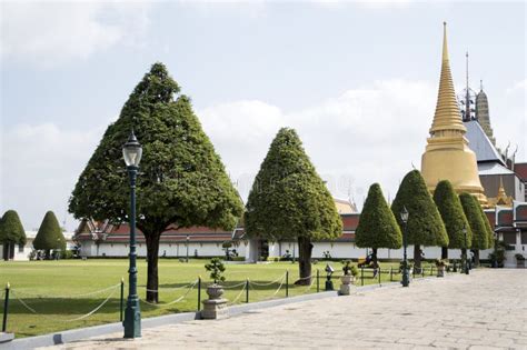 Gran Palacio Y Templo De Wat Phra Kaew De La Esmeralda Buddha En