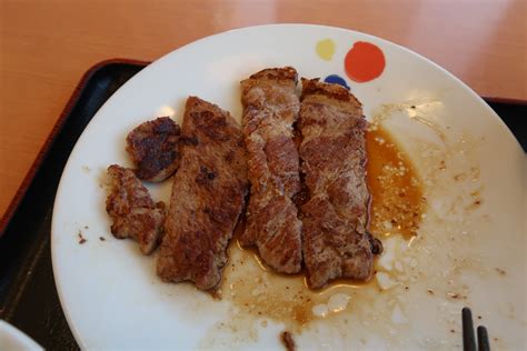 上越に暮らすtakeさんの忘我混沌な日常 松屋で「厚切り豚焼肉定食」食べてきました、厚切りお肉のスペシャル焼肉！