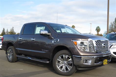 New 2017 Nissan Titan SL Crew Cab Pickup In Roseville N42703 Future