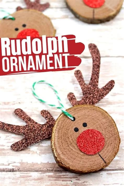 Add Some Magic To Your Christmas Decor With This Diy Rudolph Wood Slic