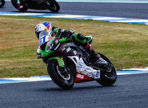 Can Oncu Returns To Worldssp And Lucas Mahias To Worldsbk For Kawasaki