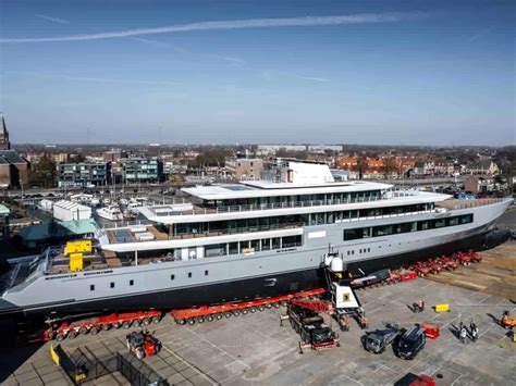 Steven Spielberg Yacht Inside