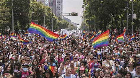 Cdmx Desplegará Casi 2400 Policías Para La Marcha Del Orgullo Lgtb