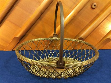 Vintage And Unique Solid Brass Woven Basket With Moveable Etsy Basket Weaving Solid Brass