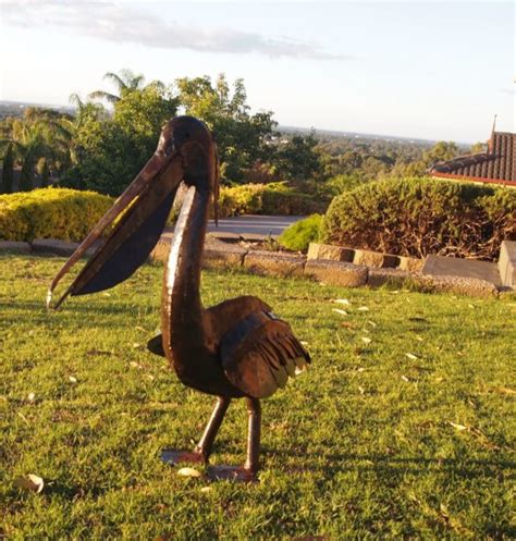 Large Pelican Metal Garden Sculpture Garden Zoo