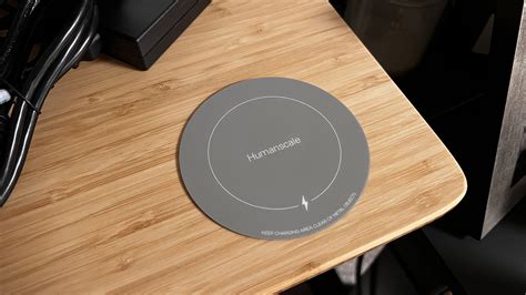 humanscale float mini  neatcharge