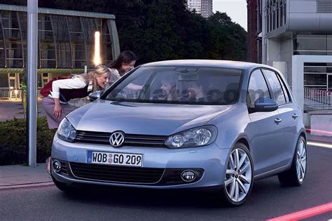 Volkswagen Golf images (2 of 18)