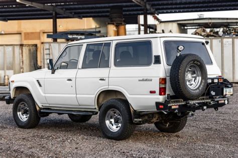 1989 Toyota Land Cruiser Fj62 5 Speed For Sale On Bat Auctions Sold