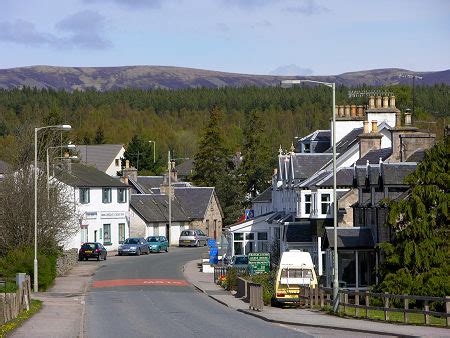 Carrbridge Feature Page on Undiscovered Scotland