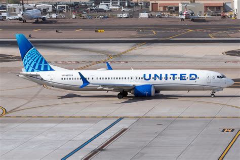 United Airlines Boeing Max N Ua B M Phoenix Flickr