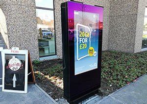 Outdoor Freestanding Totem Digital Posters Virtual On