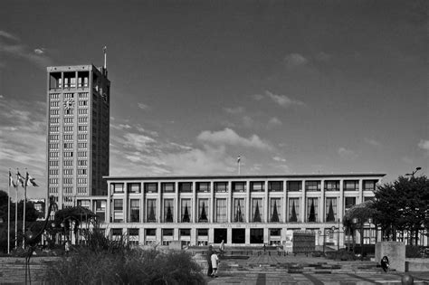 Le Havre City Hall : brutalism