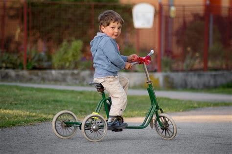 5 Best Tricycles for Toddlers Ages 2 to 5 - WeHaveKids