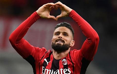 Olivier Giroud marca en triunfo del AC Milán sobre la Roma FUTBOL FRANCES