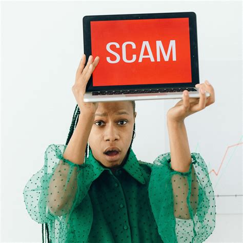 Essential Tips to Avoid Scams and Fake Profiles on OnlyFans