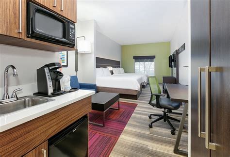 HOLIDAY INN EXPRESS & SUITES PELL CITY, AN IHG HOTEL - Prices & Reviews ...