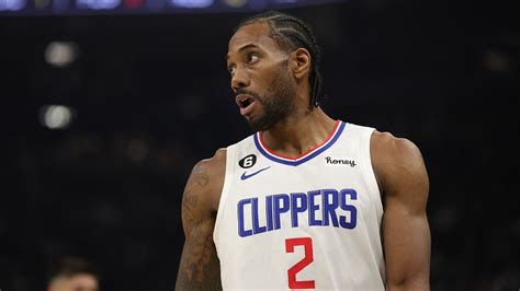 NBA Kawhi Leonard se perderá el Juego 3 por lesión en la rodilla