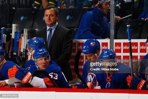 New York Islanders Coach Photos And Premium High Res Pictures Getty