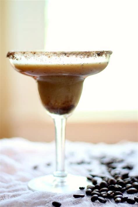 Mexican Coffee Cocktail: Coctel Adelita - lowcarb-ology