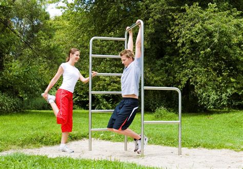 Sport Im Park Bewegungsmöglichkeiten Für Freizeitsportler