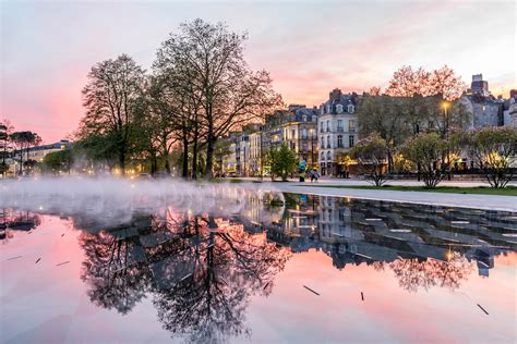 Nantes Miroir d eau devant le château Yves Gremillet Flickr