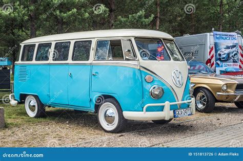 Volkswagen Blue Van Atelier Yuwaciaojp