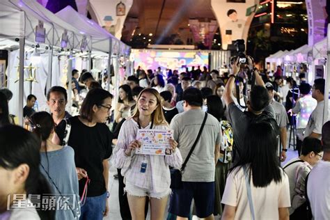 香港夜繽紛︱觀塘海濱夜市售賣手作為主 入夜後人流不俗 星島日報