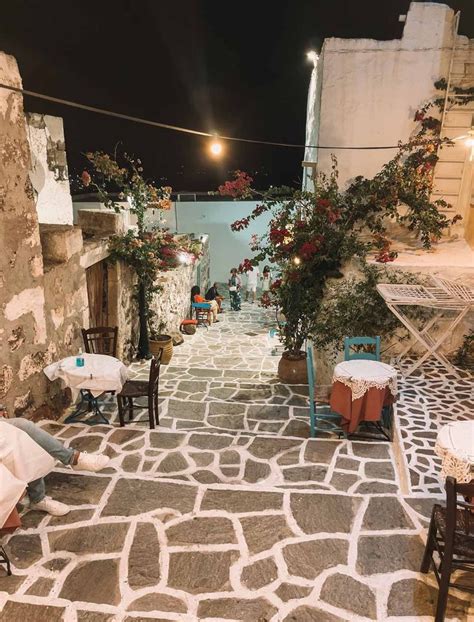 The Best Places To Eat On Milos The Blonde Abroad Best Places To