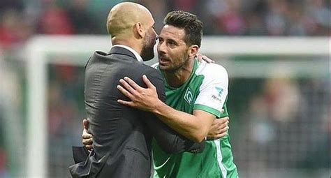 Claudio Pizarro Pep Guardiola Se Rinde Ante El Peruano Es Uno De