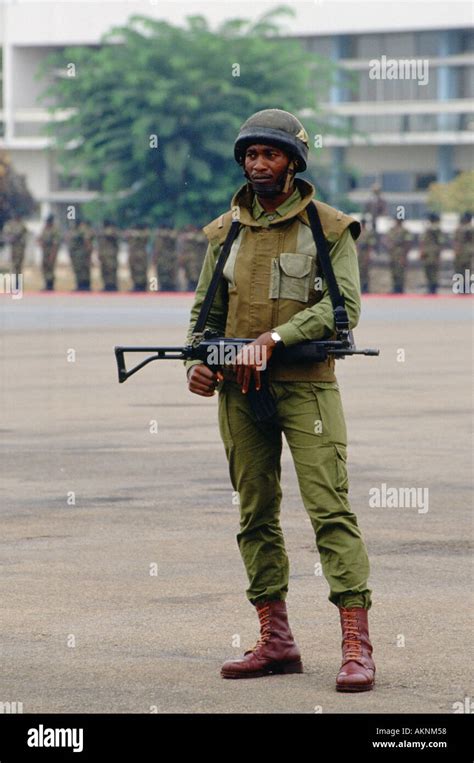cameroon army  res stock photography  images alamy