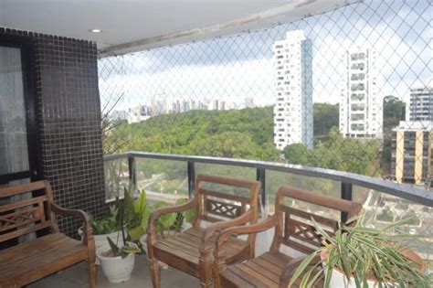 Apartamento 4 Quartos à Venda 210 m² em Candeal Salvador