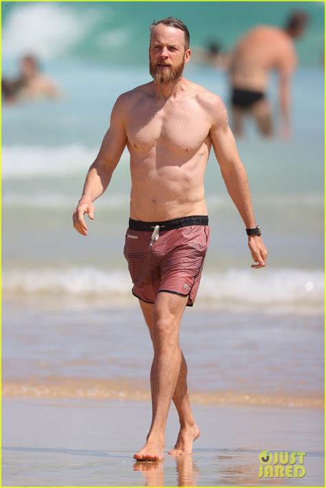 Photo Hamish Blake Shirtless Beach Day Photo Just Jared