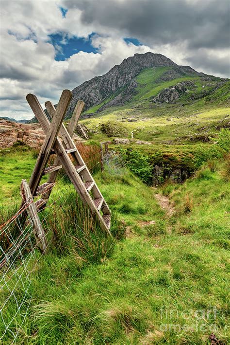 Stile To Tryfan Mountain Photograph By Adrian Evans Pixels