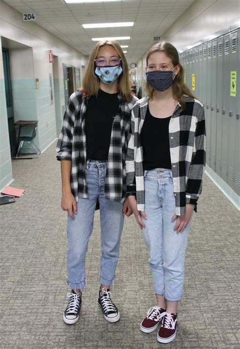 Twin Day Outfits For Spirit Week