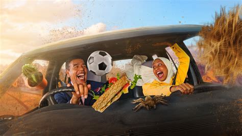 World's Most Dangerous Roads (TV Series 2011- ) - Backdrops — The Movie