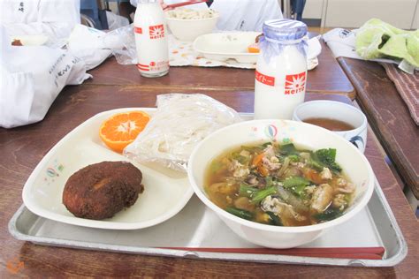 Japanese School Lunch: Why it's Awesome and One Reason it's Not (with photos)