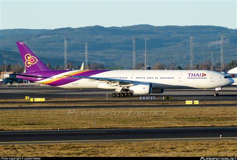 Hs Tkp Thai Airways Boeing Aler Photo By Laszlo Fekete Id