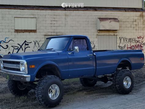 1970s Lifted Chevy Trucks